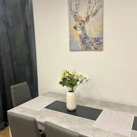 3 Personen Im Zentrum * 베를린