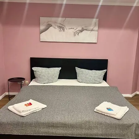 3 Personen Im Zentrum Berlin