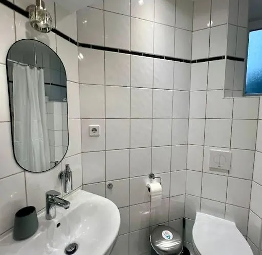 3 Personen Im Zentrum Berlin